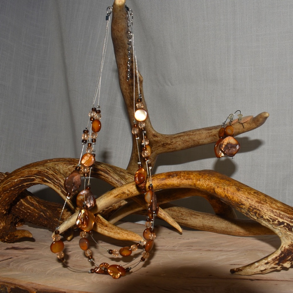 Floating brown bead necklace